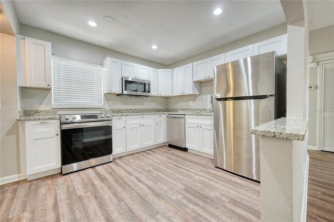 Building Photo - 8086 28th Ave N