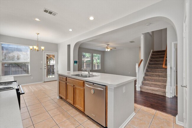 Building Photo - 7107 Matlock Meadow Ct