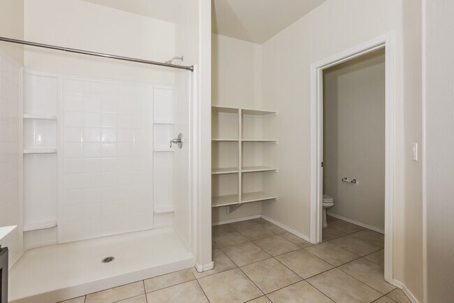 Building Photo - 4621 E Fire Opal Ln