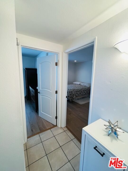 Building Photo - 221 S Gale Dr