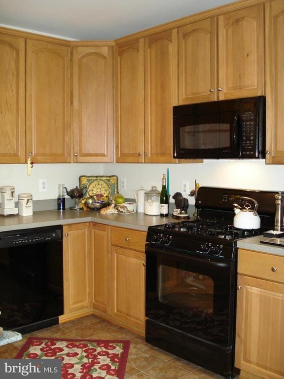 Building Photo - 7531 Grey Goose Way