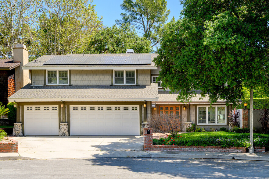 Primary Photo - 3303 Park Vista Dr