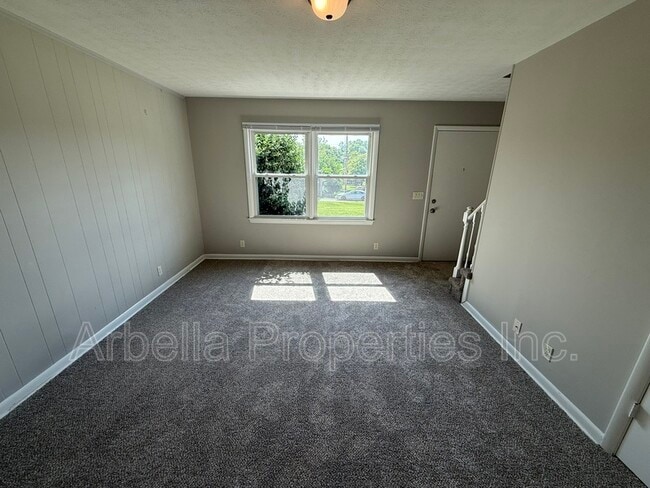Building Photo - 960 Kendrick Creek Rd
