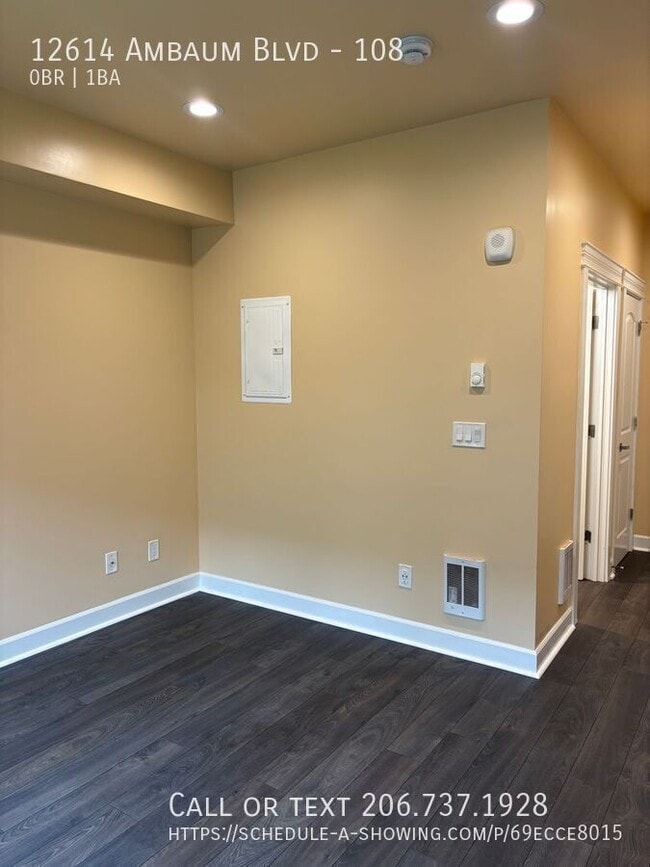 Building Photo - 12614 Ambaum Blvd SW