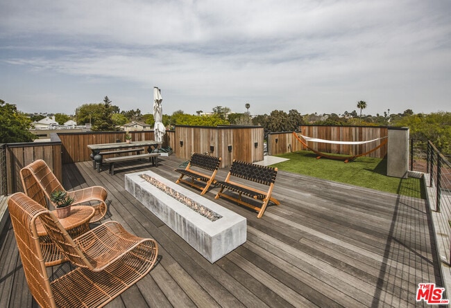 Building Photo - 12662 Rose Ave