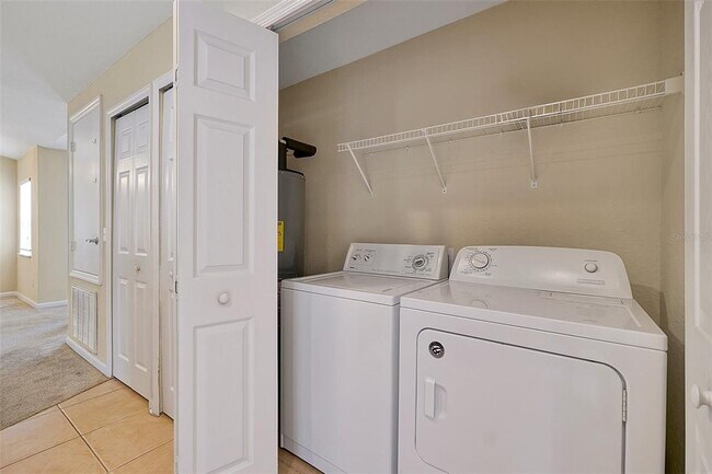 Building Photo - 6453 Alcalde Ct