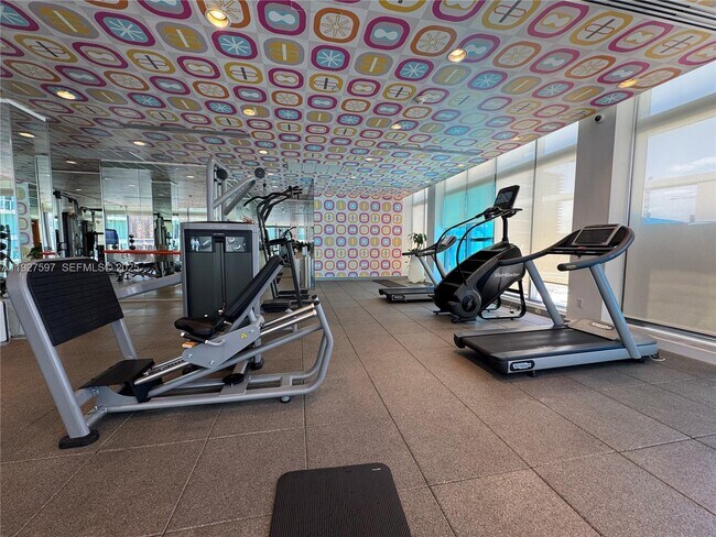 Building Photo - 31 SE 6th St