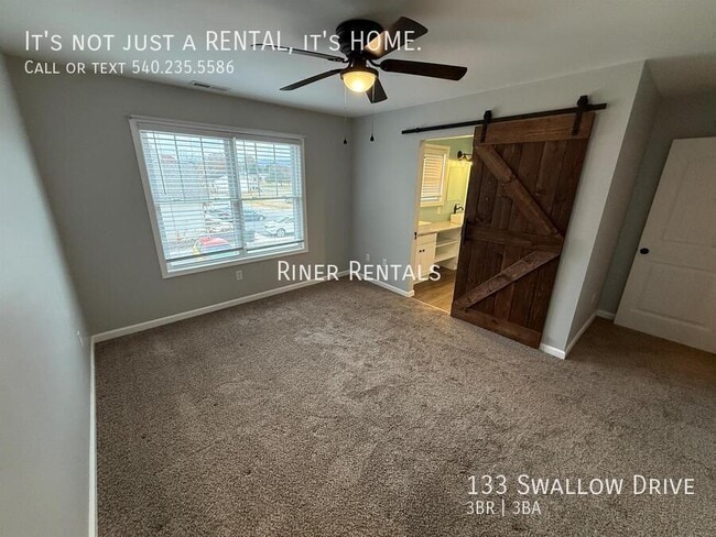Building Photo - 133 Swallow Dr
