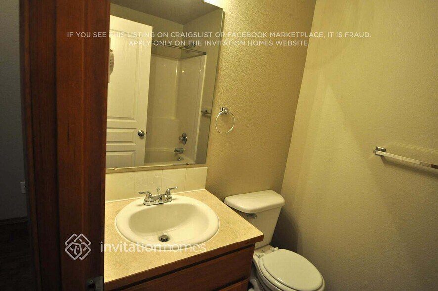 Building Photo - 2225 191st St Ct E