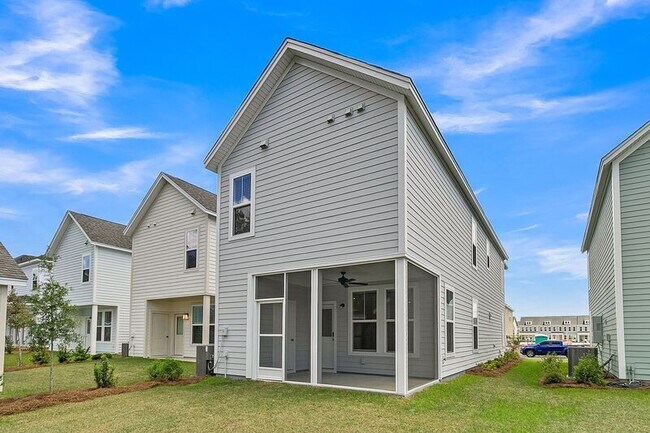 Building Photo - 110 Crimson St