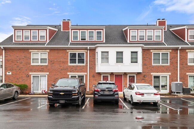 Building Photo - 156 Quincy Shore Dr