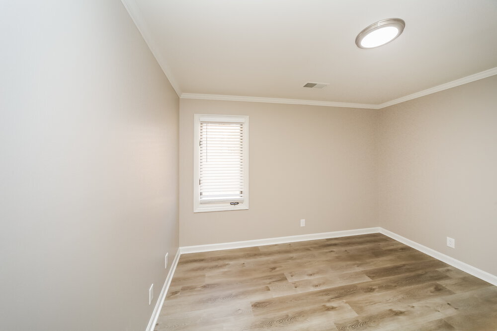 Building Photo - 6404 Evergreen Dr