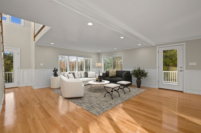 Building Photo - 767 Walnut St