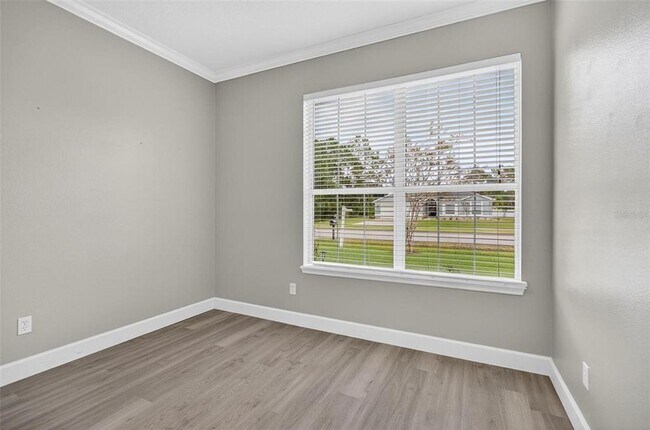 Building Photo - 37 Burnside Dr