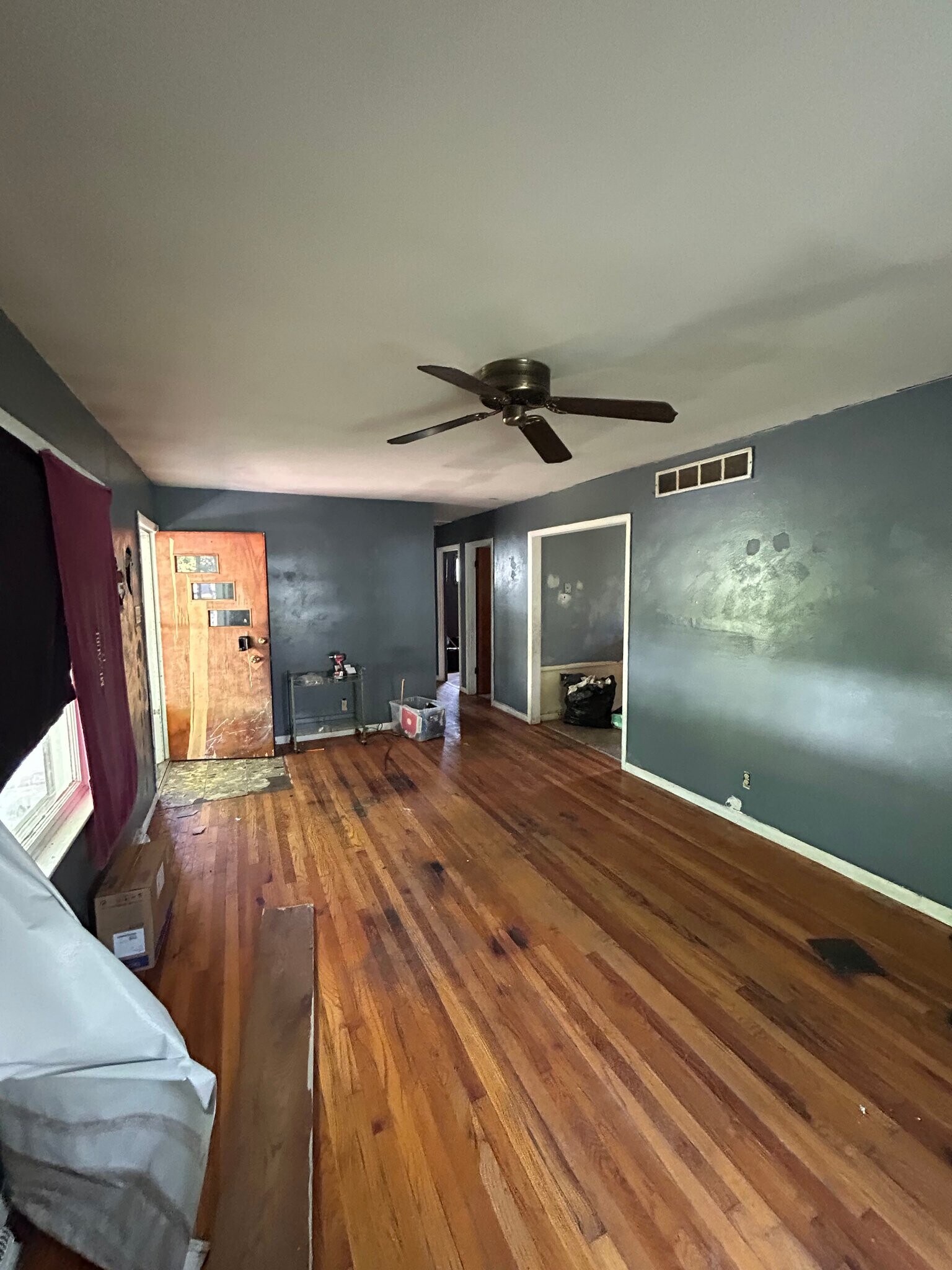 Building Photo - 10149 Baron Dr