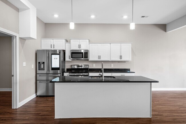 Building Photo - 1398 Citadel Dr