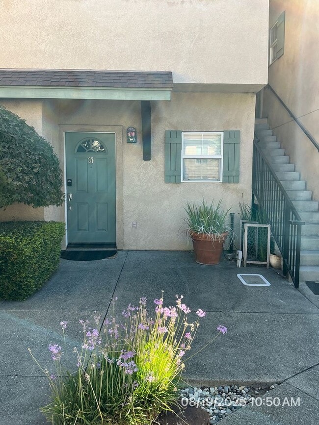 Primary Photo - 2 Story Condo