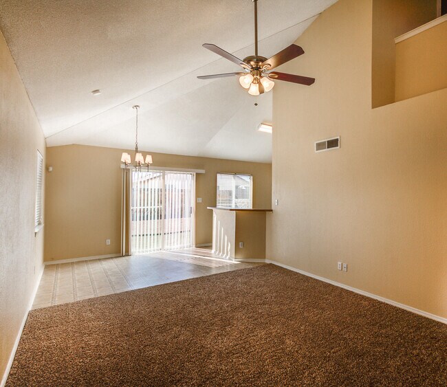 Building Photo - 3445 Tierra Ruby Dr