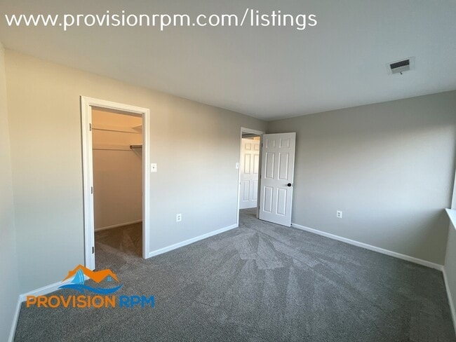 Building Photo - 611 Oakland Hills Ct