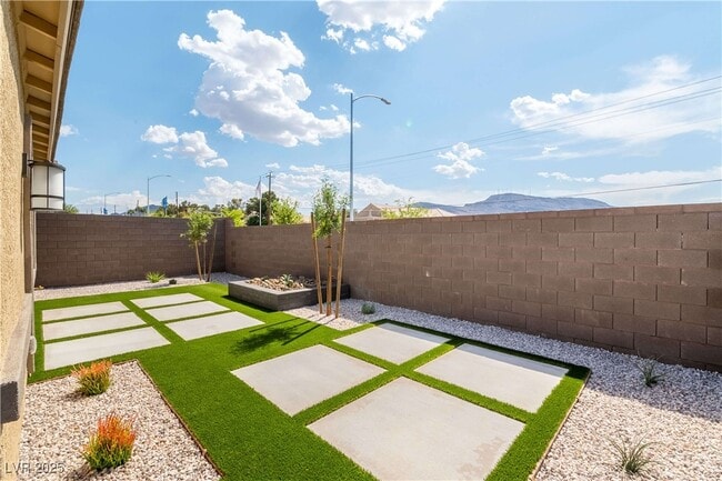 Building Photo - 291 Fletcher Fls St