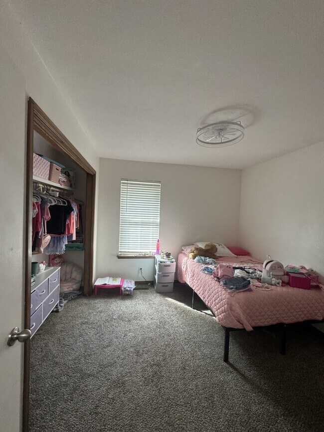 Building Photo - 1209 N Ironwood Pl