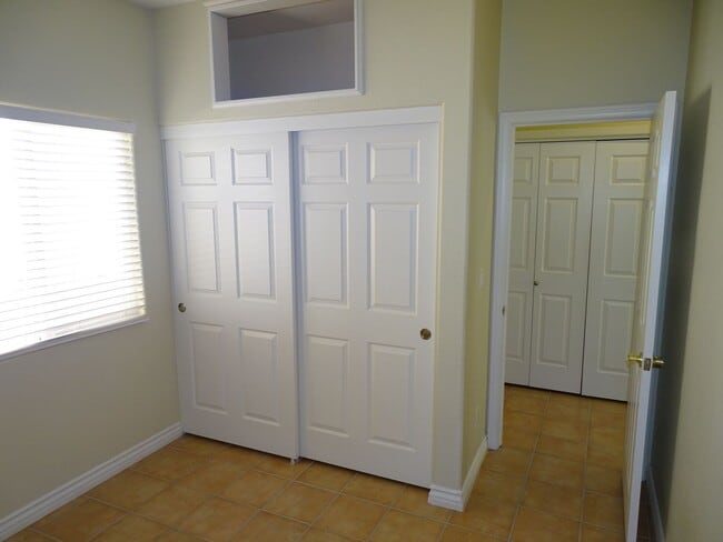 Building Photo - 3 bedroom home in SOUTH SUMMERLIN