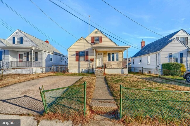 Building Photo - 7839 Birmingham Ave