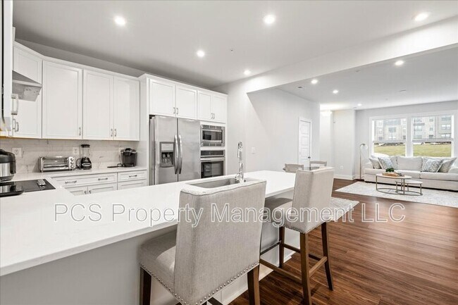 Building Photo - 2677 St Elias Dr
