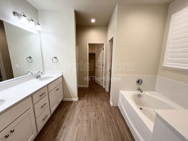 Building Photo - 614 Andrea Dr