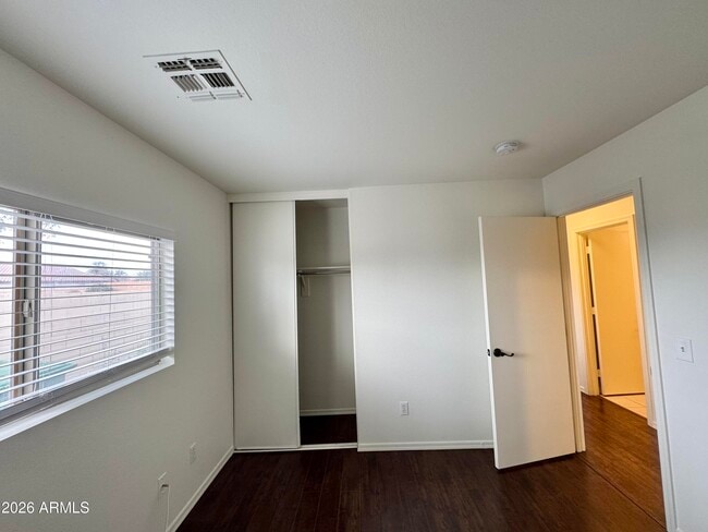 Building Photo - 8548 E Laguna Azul Ave