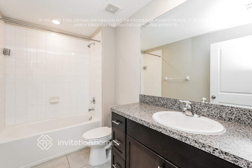 Building Photo - 1426 Flower Dust Dr