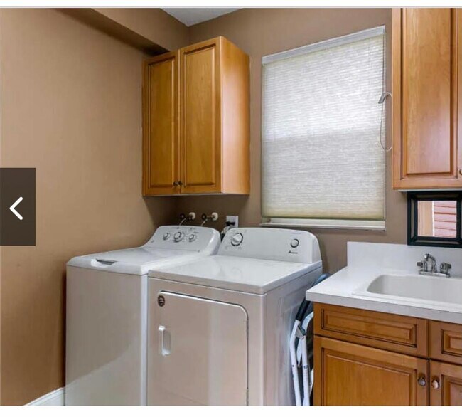 Building Photo - 8381 Egret Lakes Ln