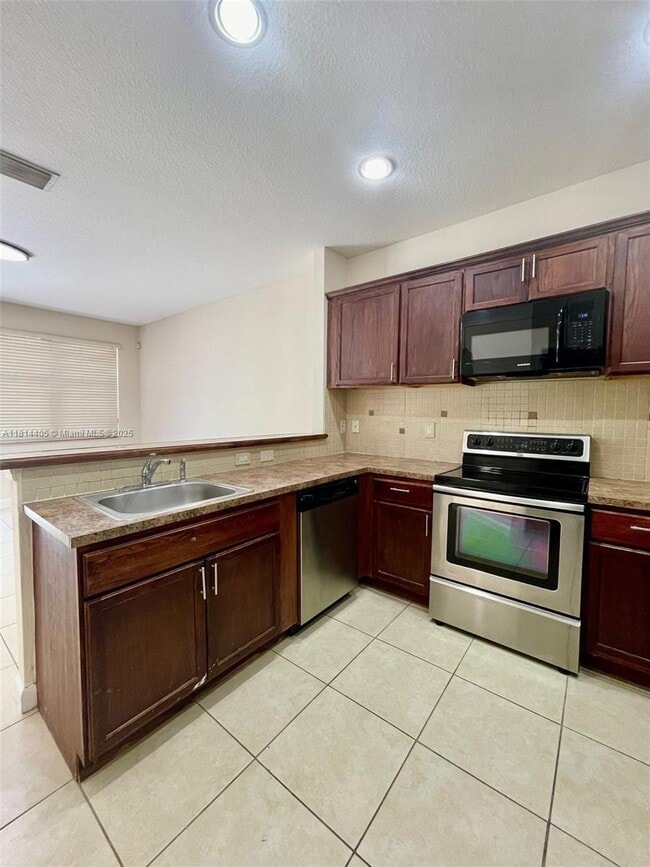 Building Photo - 23605 SW 113 Passage