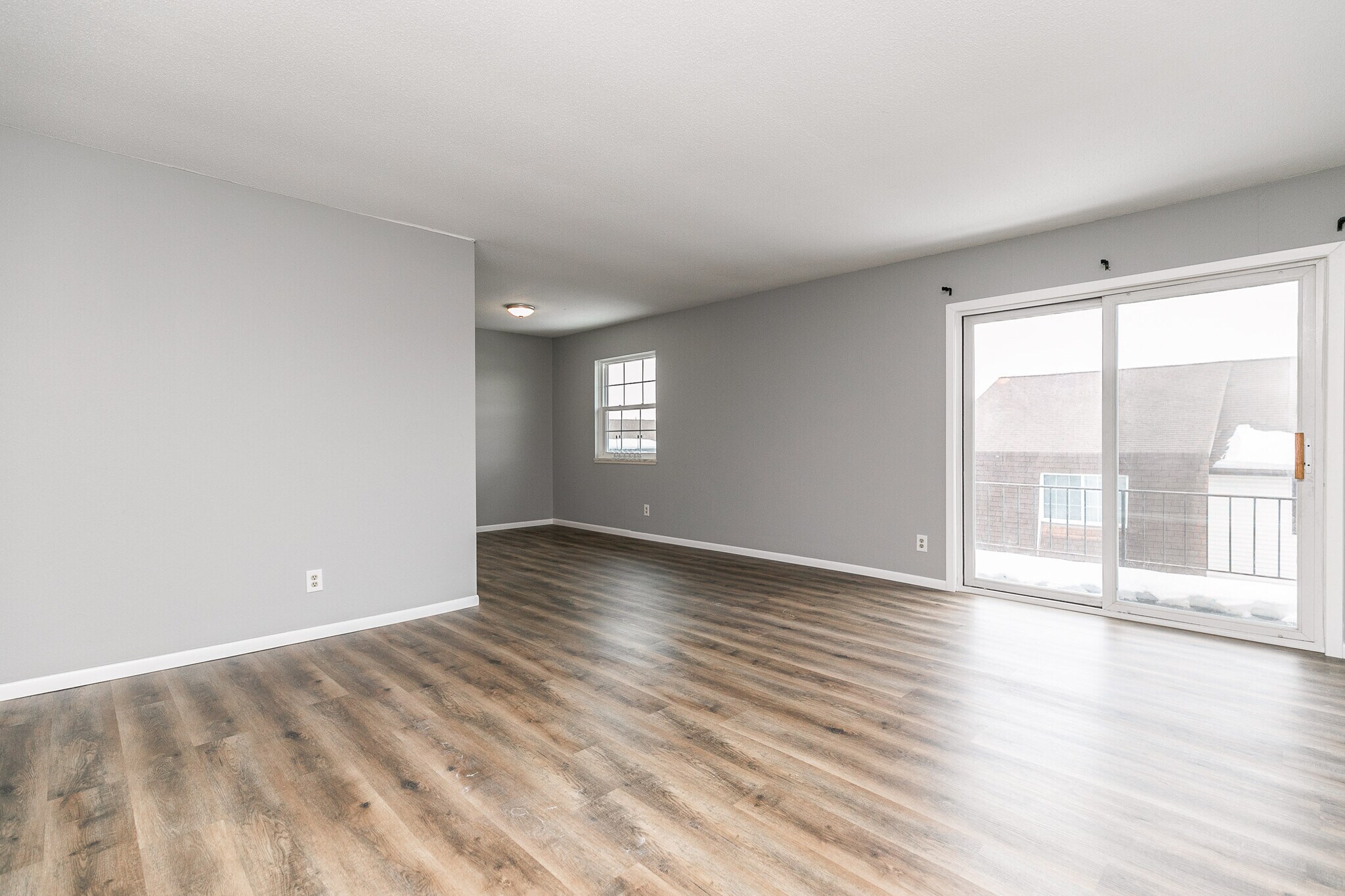 Building Photo - 404 21st Avenue Pl