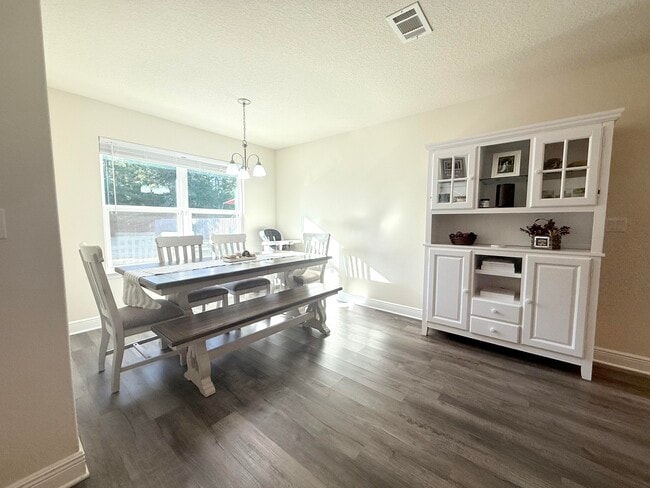 Building Photo - 3315 Doyle Hawkins Rd