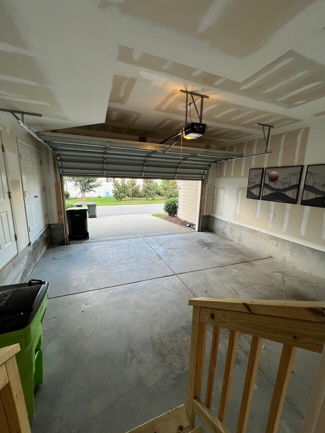 Building Photo - 7002 Reedybrook Crossing