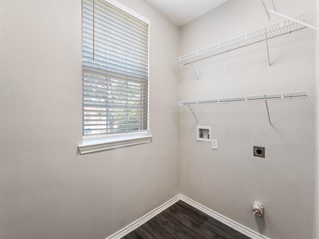 Building Photo - 2313 Campfire Ln