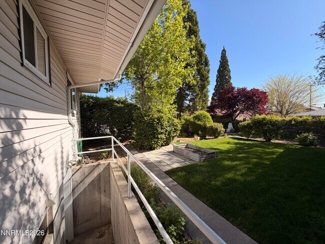 Building Photo - 1214 Gordon Ave