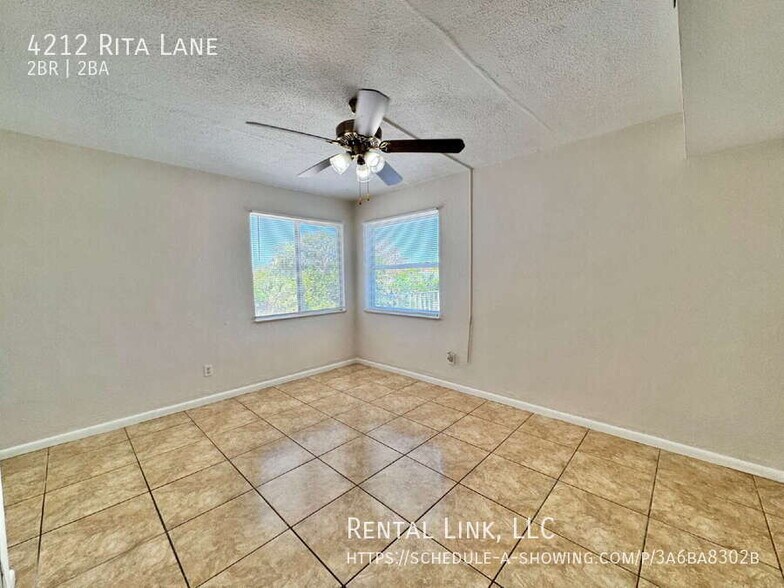 Building Photo - 4212 Rita Ln