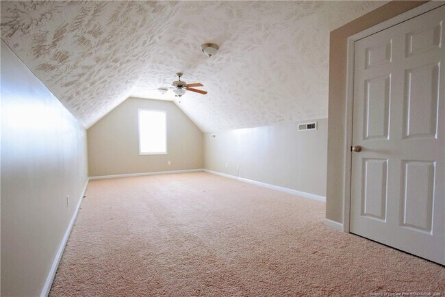 Building Photo - 1636 Kershaw Loop