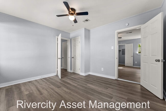 Building Photo - 1622 Elvis Presley Blvd