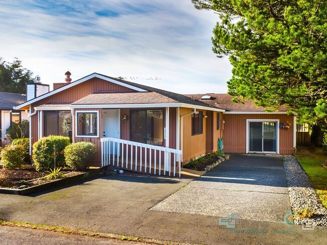 Building Photo - Charming 3-bedroom, 2-bath home in Seaside