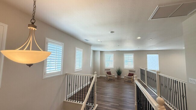 Building Photo - Beautiful Home for rent in Shannon Ranch in Visalia!