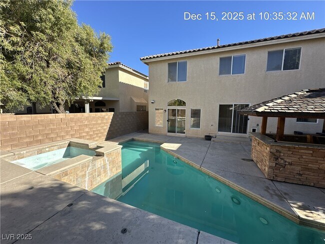 Building Photo - 10985 Fintry Hills St