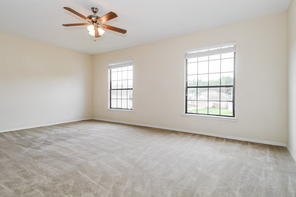 Building Photo - 703 Red Cedar Ct