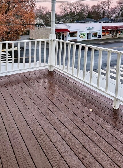 Building Photo - 253 Humphrey St