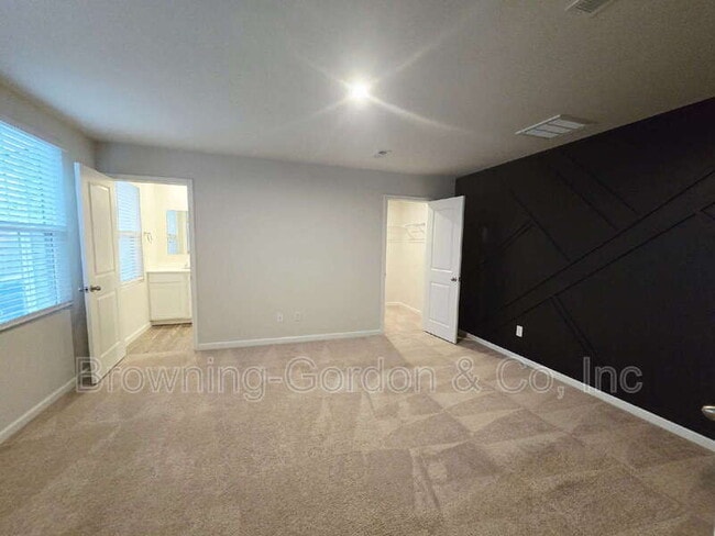 Building Photo - 1026 Cone Blvd