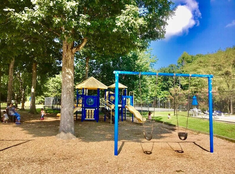 Building Photo - 6727 Mink Ct