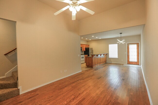 Building Photo - 3509 SW Deerfield Blvd