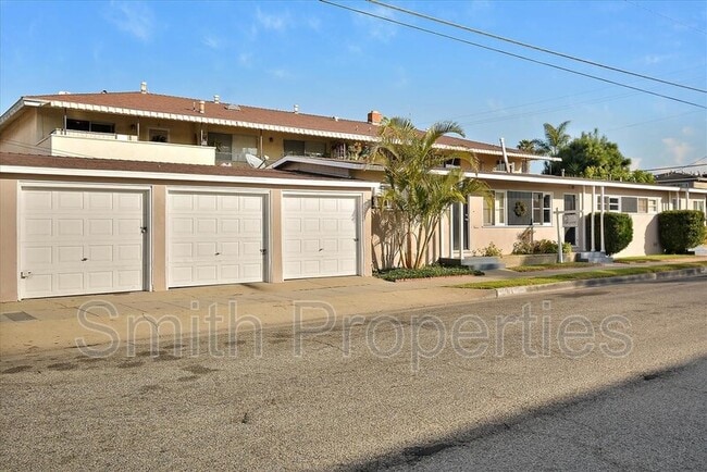 Building Photo - 4109 W 126th St